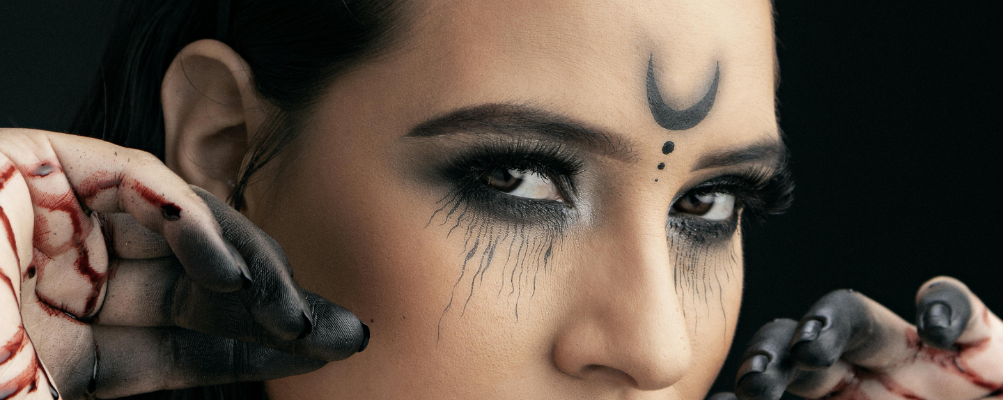 Un regard qui ensorcelle pour Halloween đïžđ