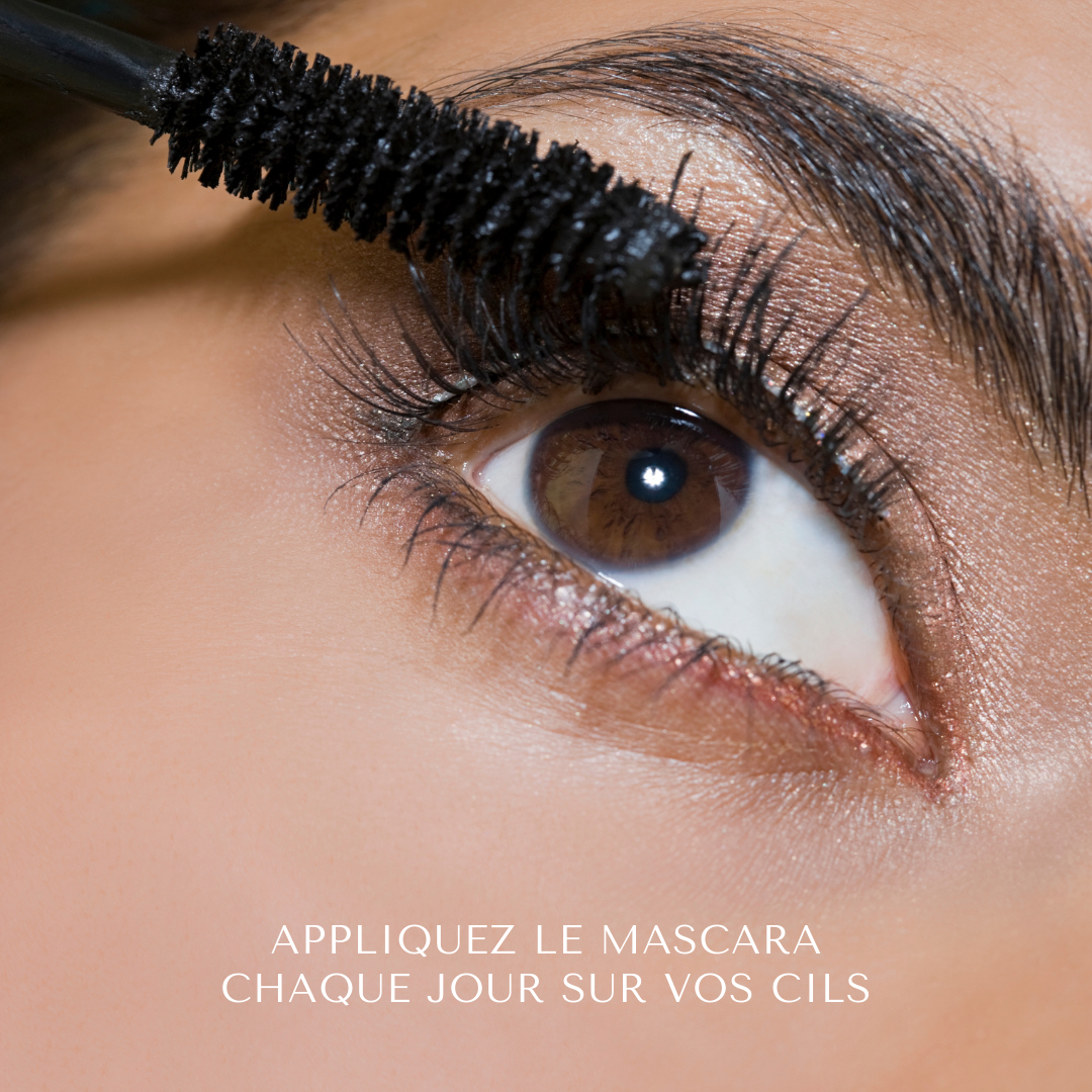 Mascara tubing infusé au sérum booster